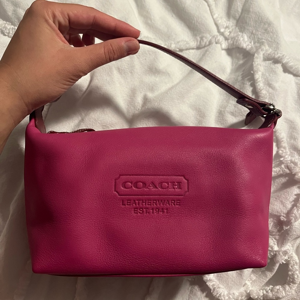 Mini Vintage Coach Leather Hand Bag